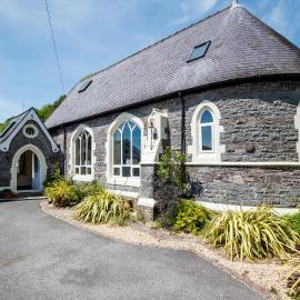 The Old School - An impressive countryside retreat, yet close to the coast