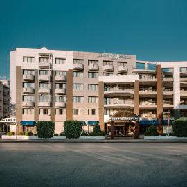 Hotel Z Palace & Congress Center, hotel u gradu Ksanti