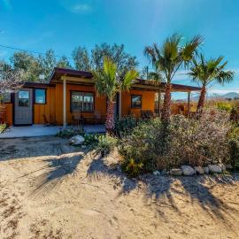 Joshua Tree Bugalow - Downtown