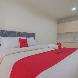 RedDoorz Apartment @ Sentul Tower, hotel v destinaci Bogor