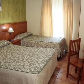 Nuevo Hostal Paulino, hotel Trujillóban