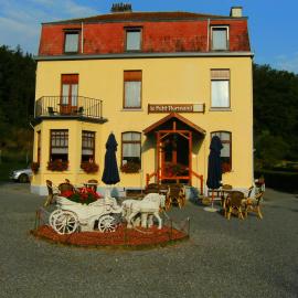 B&B Le Petit Normand、ジャレのホテル