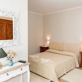 Lu Lioni Rooms, hotel v destinaci San Teodoro