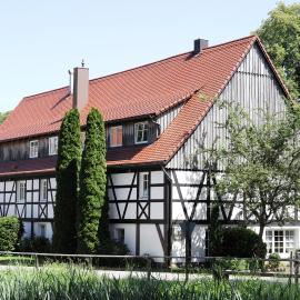 Gasthof Wäscherschloss, hotelli kohteessa Wäschenbeuren
