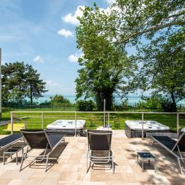 Magaspart Panzió, hotel din Balatonföldvár