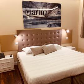 7 Bell's House, hotel a Civitavecchia