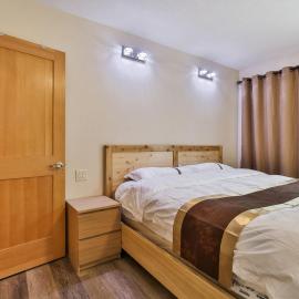 Riverfront Estate Bed&Breakfast Banff, viešbutis Banfe