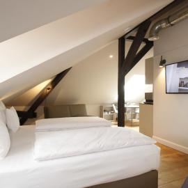 Amelie No 1 Hotel & Appartements, hotel di Landau in der Pfalz