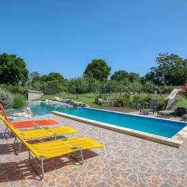 Holiday Home Mario 1 by Interhome