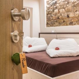Hotel La Sorgente, hotel Teseróban