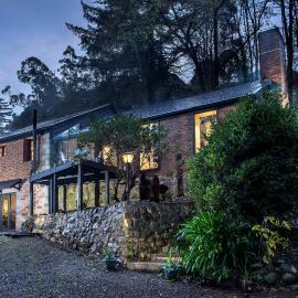 The Stone on the Hill - 3 bedroom house