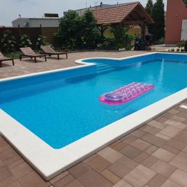 Apartment Smilje – hotel w Szybeniku