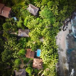 Domaine Desaubin Luxury Villas, hotel din Takamaka