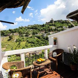 Trigona Guest House & Hostel, hotel i Gjirokastër