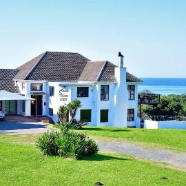 Cove View B&B, hotel in East London