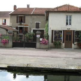 Chez Monique, hotel v destinácii Doulaincourt