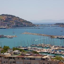 Suhan Seaport Hotel, hotell i Kusadasi