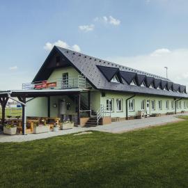 Guest House Na Hřišti, Hotel in Leština