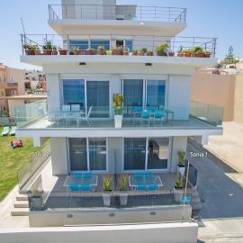 Sonja Beachfront Apartments