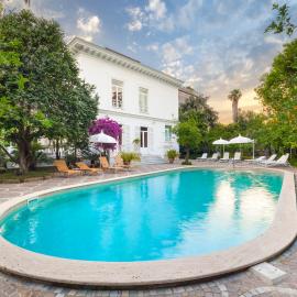 Relais Villa Savarese, hotel v destinaci Sant'Agnello