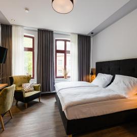360 Grad Hotel & Bar, hotel Leerben