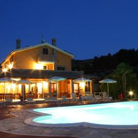 Country House La Foggetta, hotel en Pineto