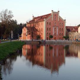 Hotel Budweis – hotel w Czeskich Budziejowicach