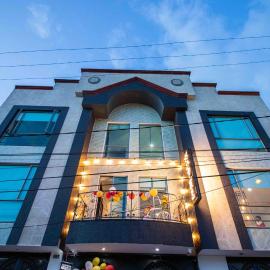 HOTEL MADRID PLAZA COLOMBIA, hotell i Madrid
