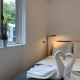New City Garden view 5min TU Delft central room bentley utopia, Hotel in Delft