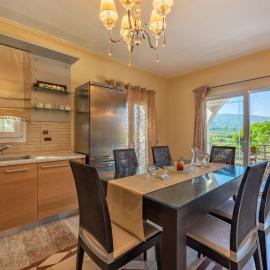 Helios Maisonette, Hotel in Kalpaki