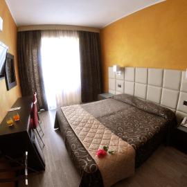 Viesnīca Hotel Cristallo pilsētā Varacce