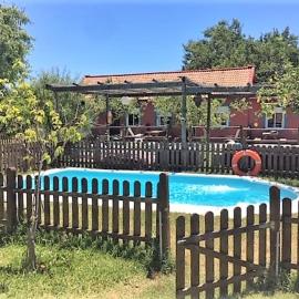 Karma House – hotel w mieście Casares