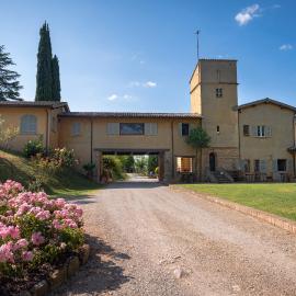 Agriturismo Le Cerque – hotel w mieście Collazzone