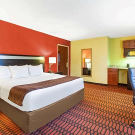 Baymont by Wyndham Harrisburg: Harrisburg şehrinde bir otel