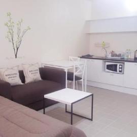 Popular Condo C4, hotel Nonthaburiban