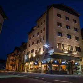 Hotel Victor, hotell sihtkohas Rialp