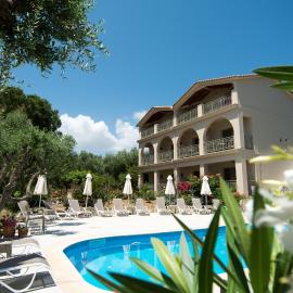 Paradise Vezal, hotel en Laganas