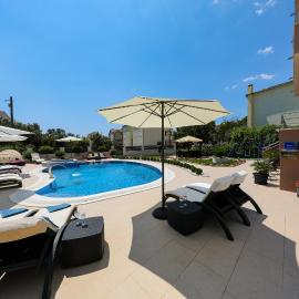 Apartments Tony, hotel in Biograd na Moru