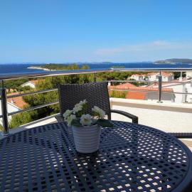 Apartments Villa Šibenik, hotel in Primošten