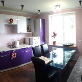 Apartment by the sea (5 minute walk), ξενοδοχείο σε Tuja