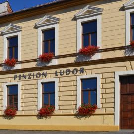 Penzion Ludor, hotel u gradu Stražnjice