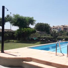 Casa Féliz duplex y apartamento Rural, hotel i Torres del Obispo