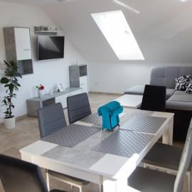 Apartmán U Fuxů, ξενοδοχείο σε Žleby