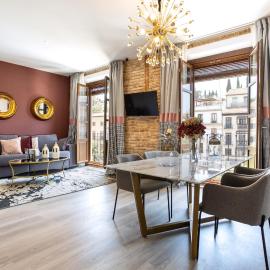 BiBo Suites Plaza Nueva, hotel Granadában