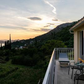 Relax Zone Apartment, hotel u gradu Trsteno