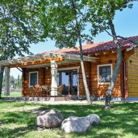 Mekų vila – hotel w mieście Degučiai