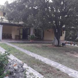 Agriturismo La Tuva, Hotel in Padru