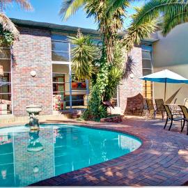African Moon Corporate House, hotel v destinácii Kempton Park