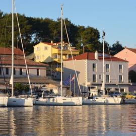 Stone House Buljanovic, хотел в Сали