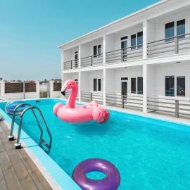 SeaZone, hotel a Zatoka